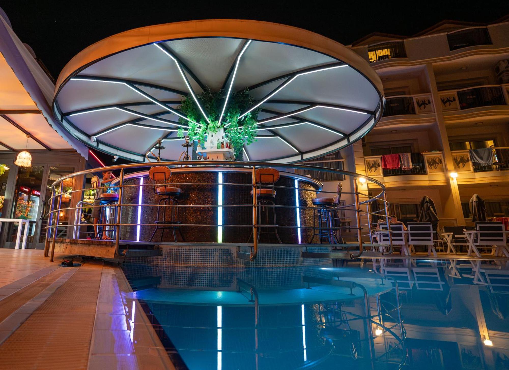 Club Karakas Apart Otel Marmaris Kültér fotó