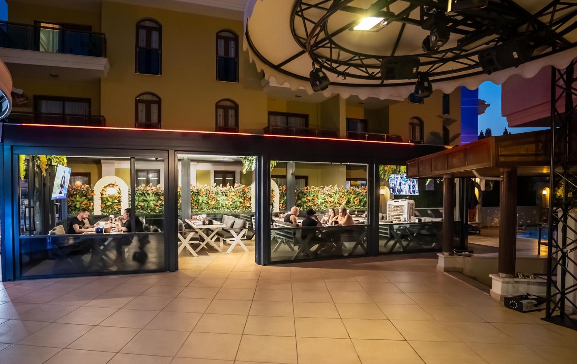 Club Karakas Apart Otel Marmaris Kültér fotó
