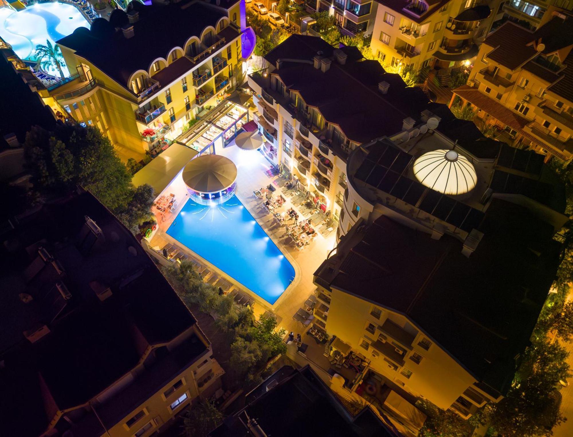 Club Karakas Apart Otel Marmaris Kültér fotó