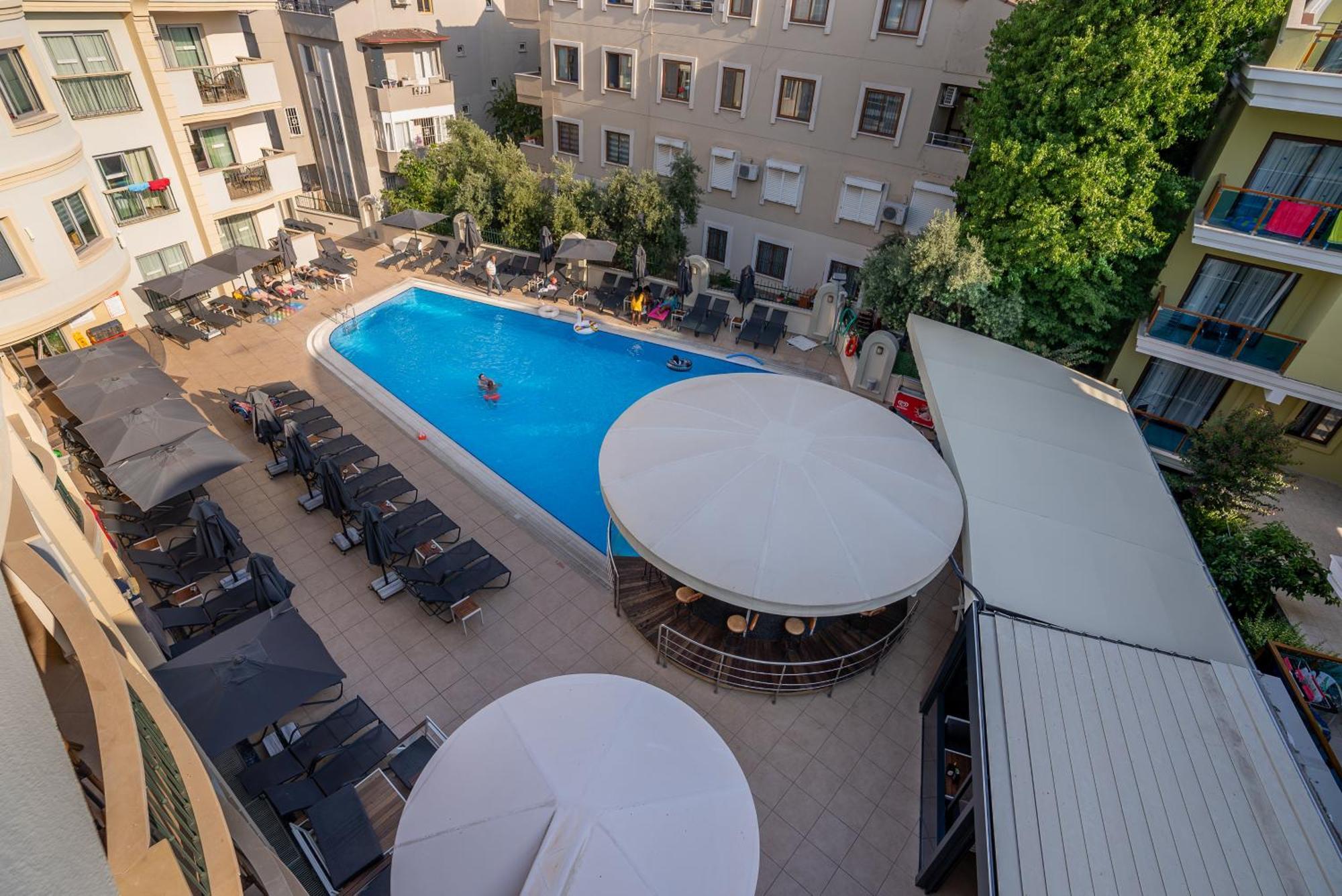 Club Karakas Apart Otel Marmaris Kültér fotó