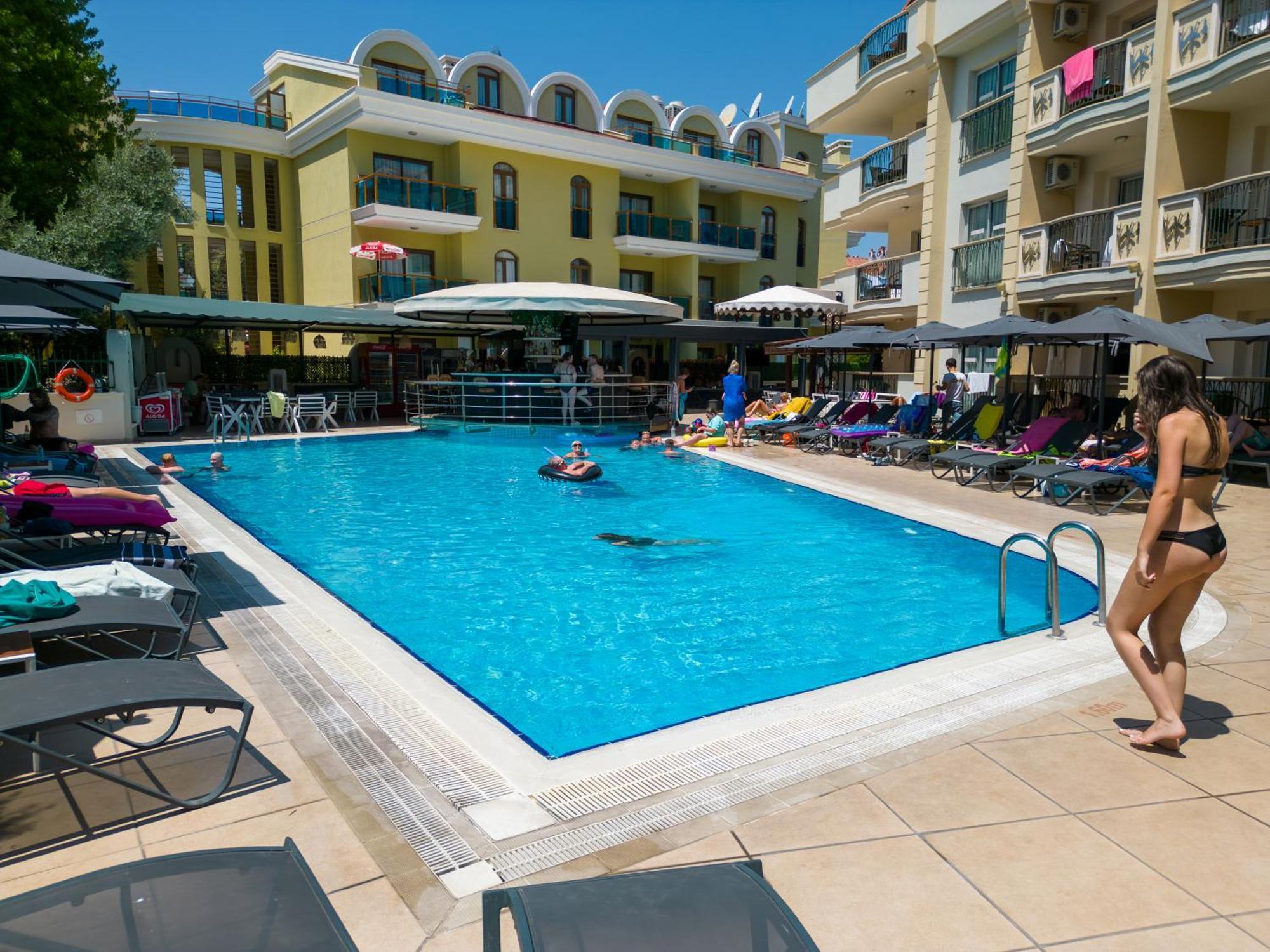 Club Karakas Apart Otel Marmaris Kültér fotó