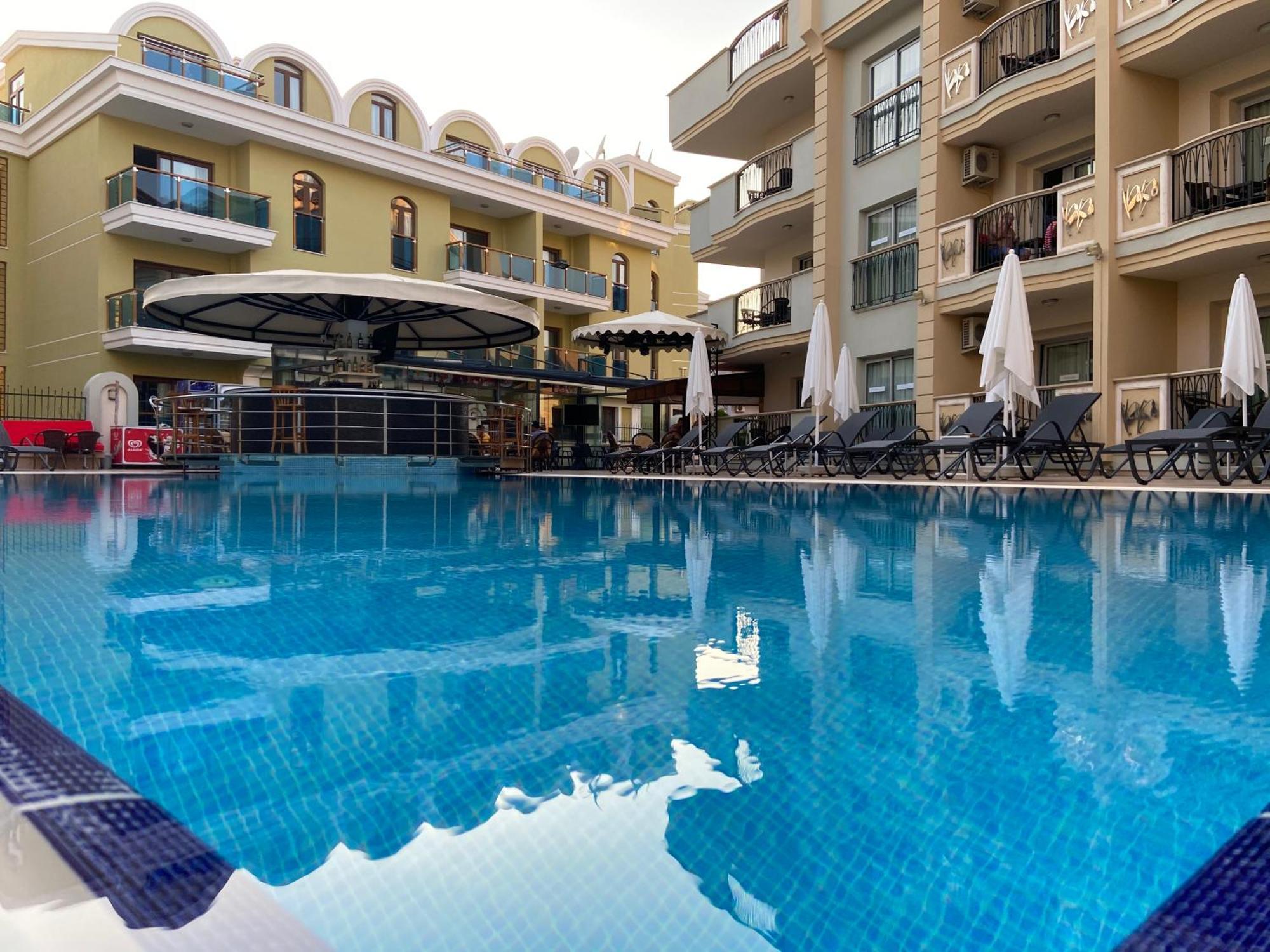 Club Karakas Apart Otel Marmaris Kültér fotó